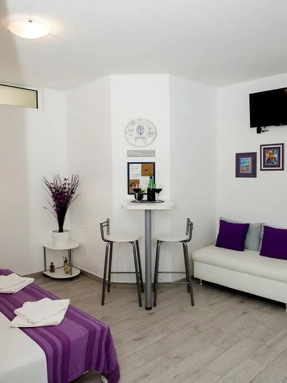Apartment Onyx Split